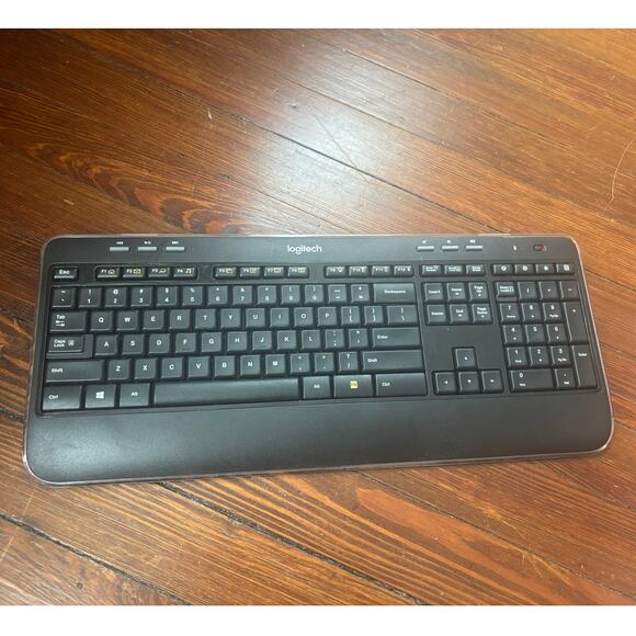 Logitech K520 Keyboard + M310 Mouse - Picture 1 of 4
